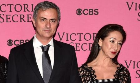 Jose Mourinho is married to&nbsp;Matilde Faria, who's been his wife for over 30 years now.